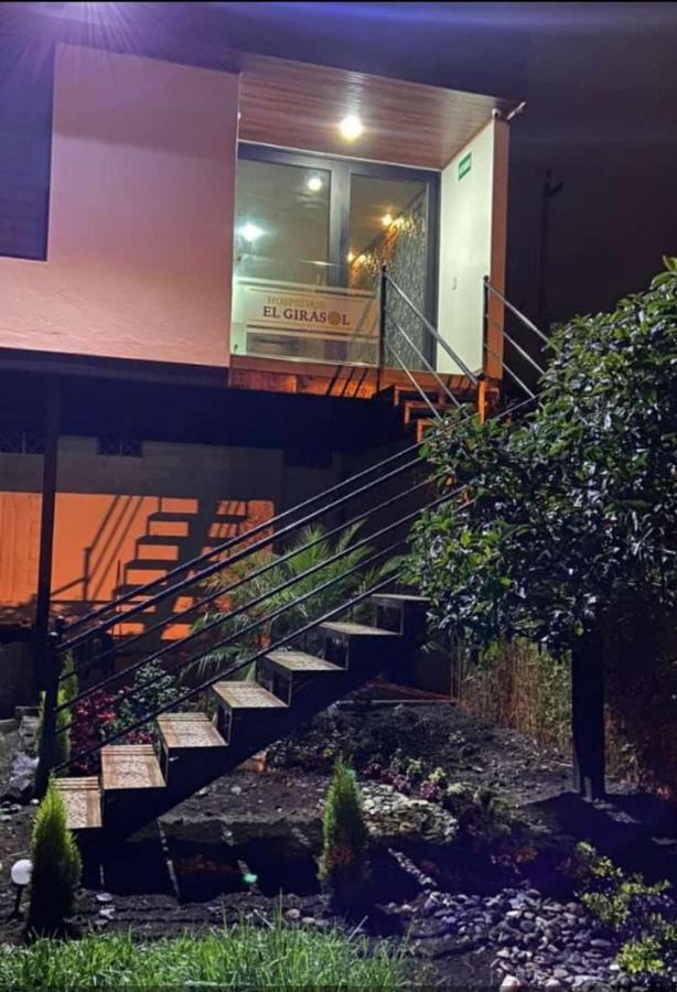 Hospedaje El Girasol Tababela Quito Exteriér fotografie