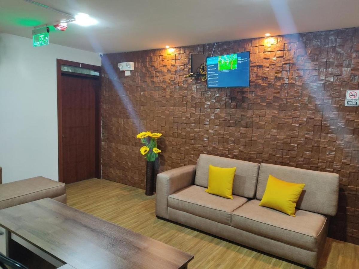 Hospedaje El Girasol Tababela Quito Exteriér fotografie
