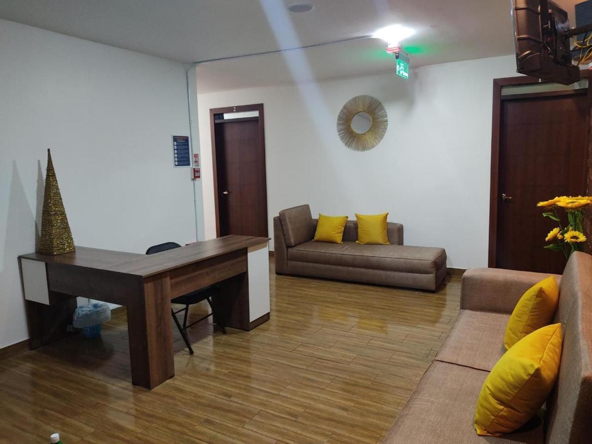 Hospedaje El Girasol Tababela Quito Exteriér fotografie